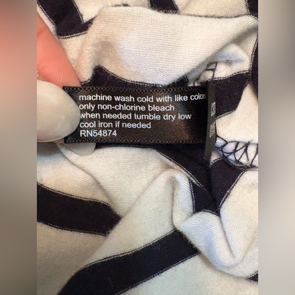 The Limited White and Blue Sleeveless Tank Top with Tie Front - Picture 7 of 12